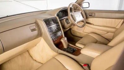 LS 400